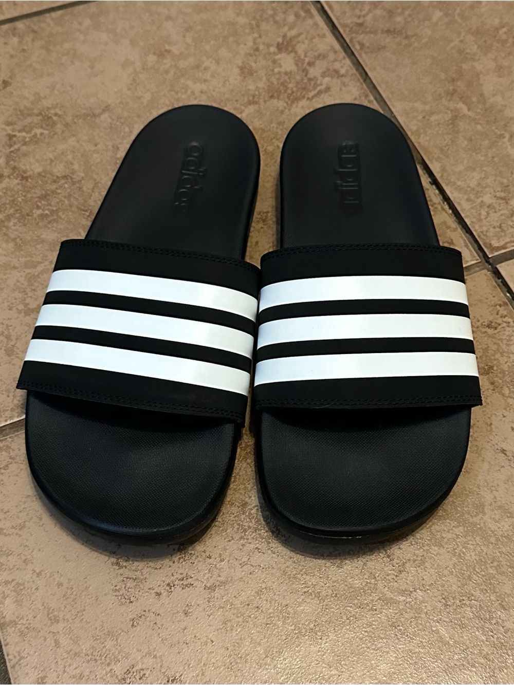 Adidas slides - Picture 6 of 6